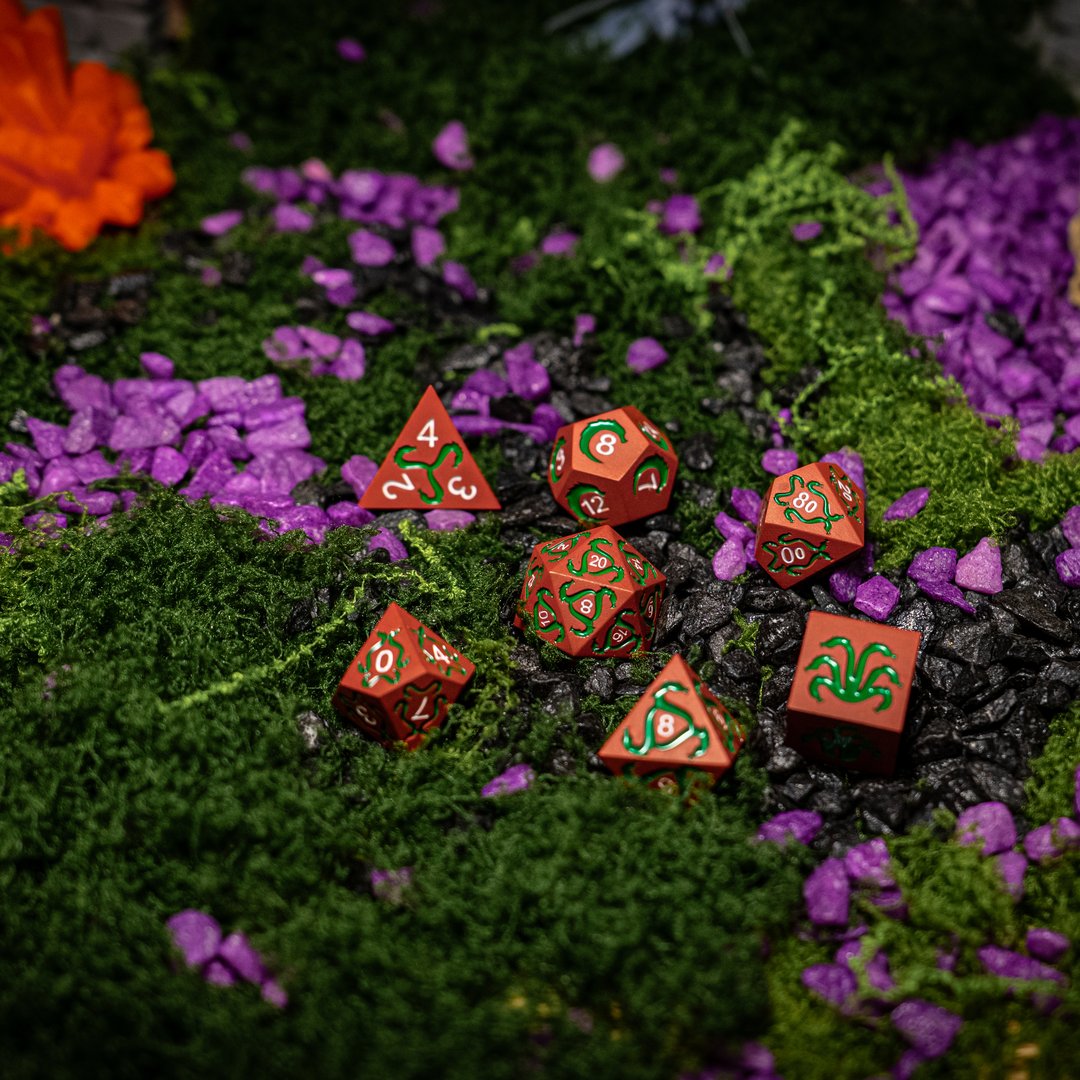 Metal dice set 04, orange-red, with green inlay, photo 6