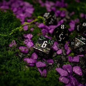Metal dice set 06, black, with green glitter swirls, photo 2