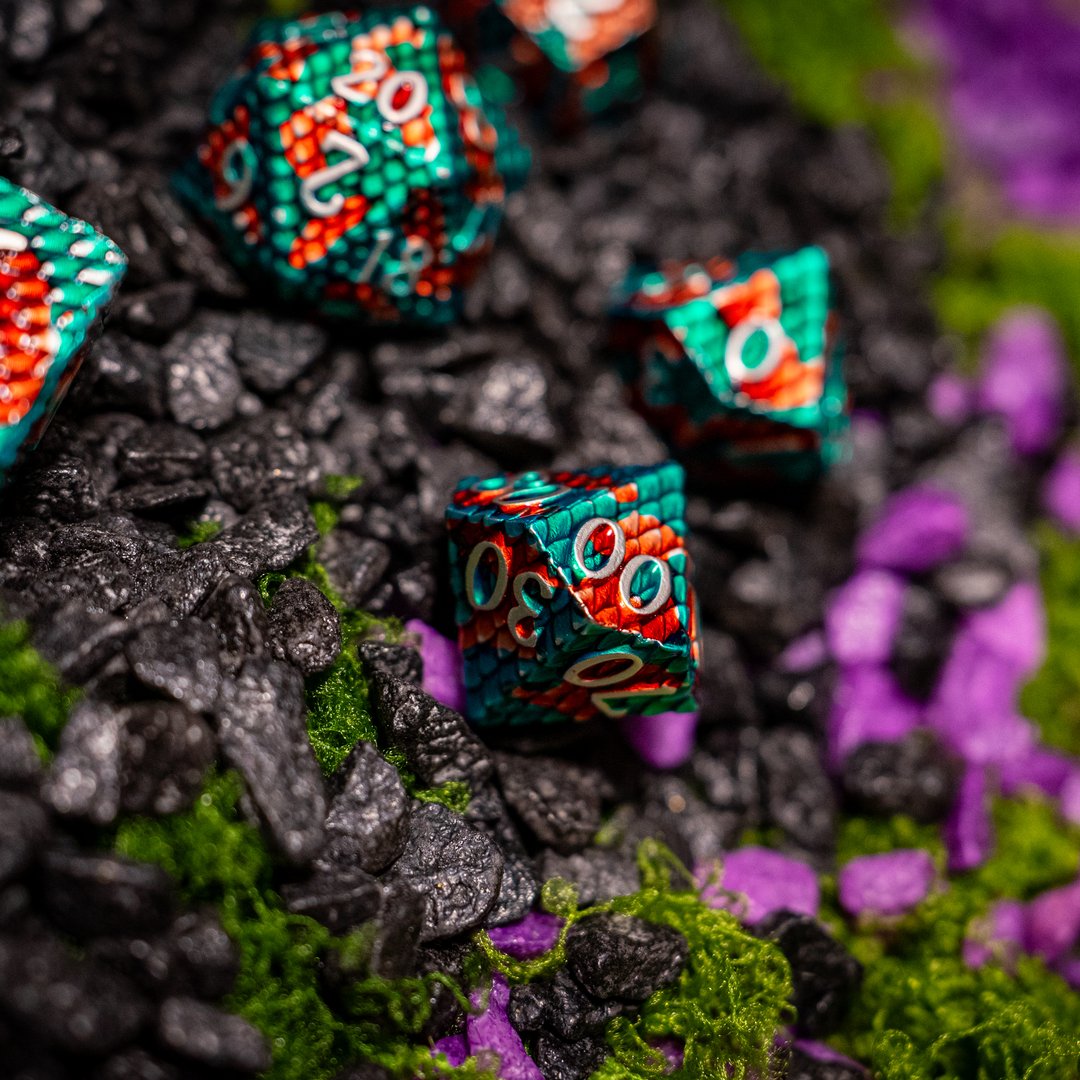 Metal dice set 08, teal and red dragon scale, photo 7