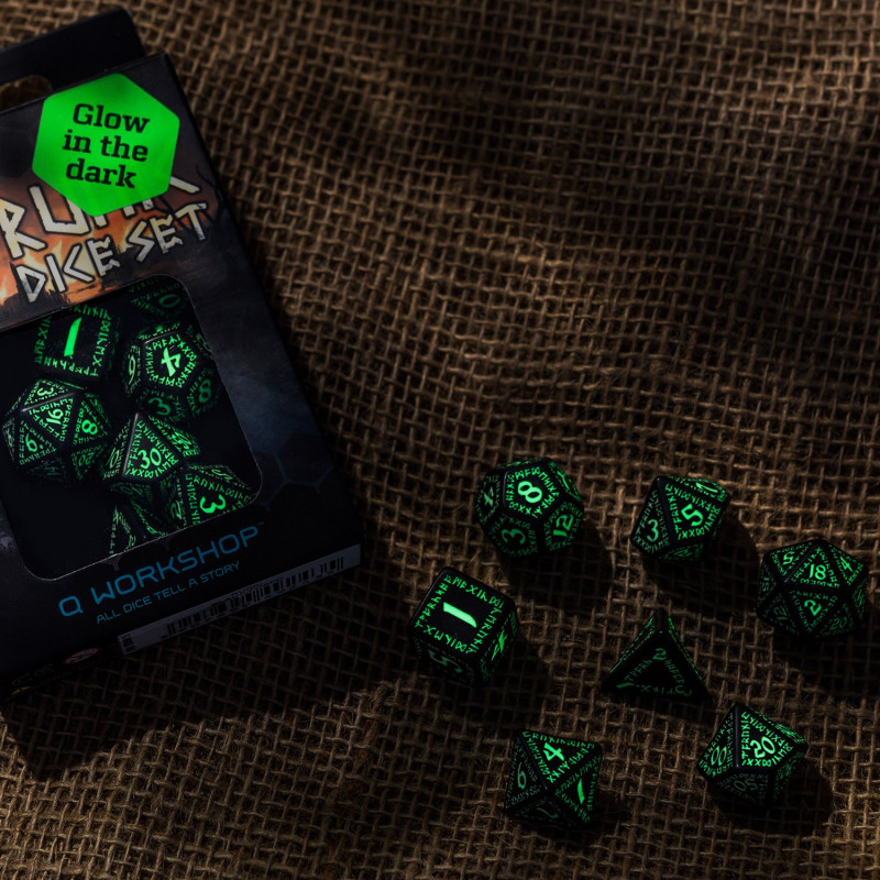 Runic Black & glow-in-the-dark Dice Set