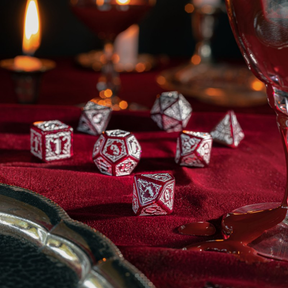 Bloodsucker Dice Set: Scarlet